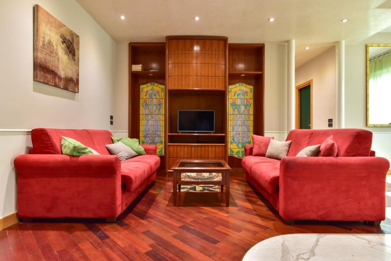 Elegant & Cozy Apartment In The Heart Of רומא מראה חיצוני תמונה